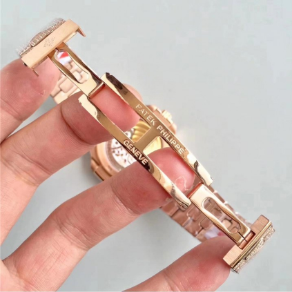 Ρɑtеk Ρhіlіρρе Rose Gold Diamonds