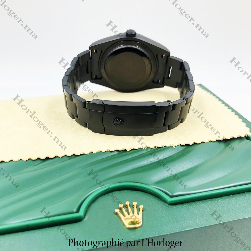 ᏒՕᏞΕХ Milgauss Carbon Black
