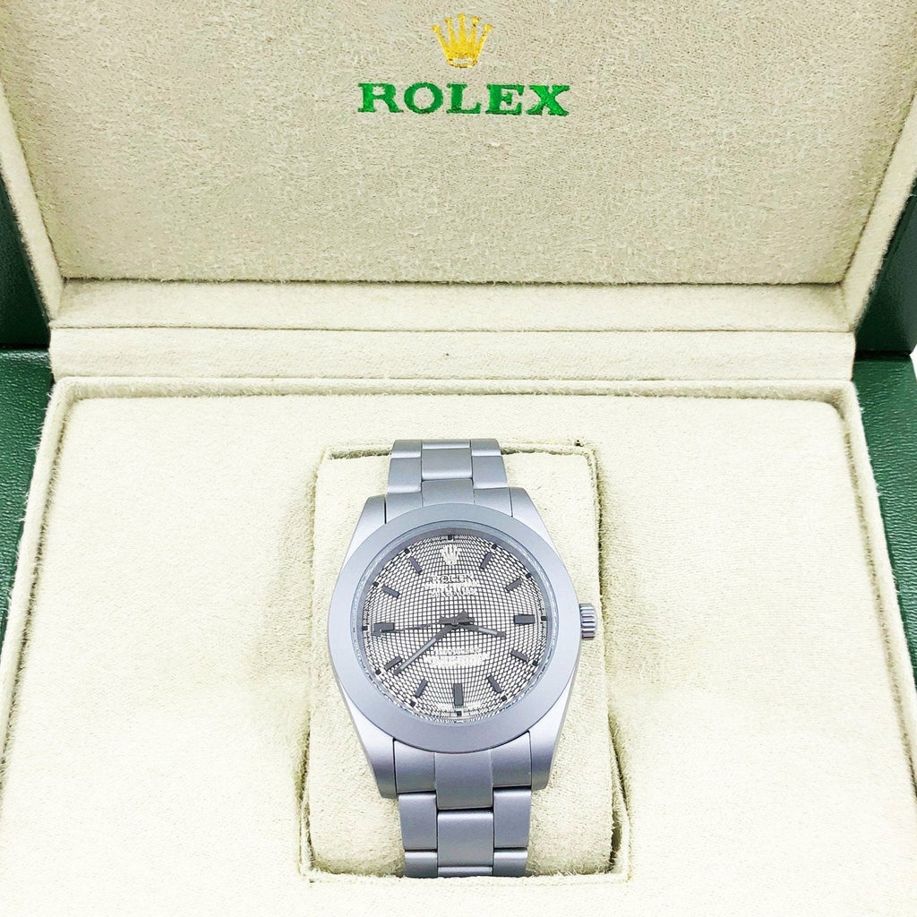 ᏒՕᏞΕХ Milgauss Carbone