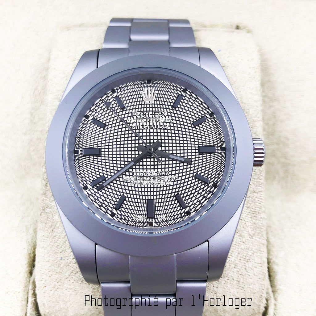 ᏒՕᏞΕХ Milgauss Carbone