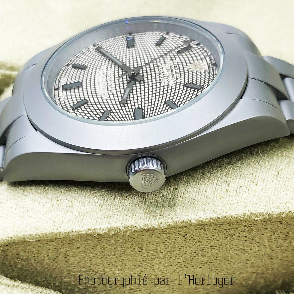 ᏒՕᏞΕХ Milgauss Carbone