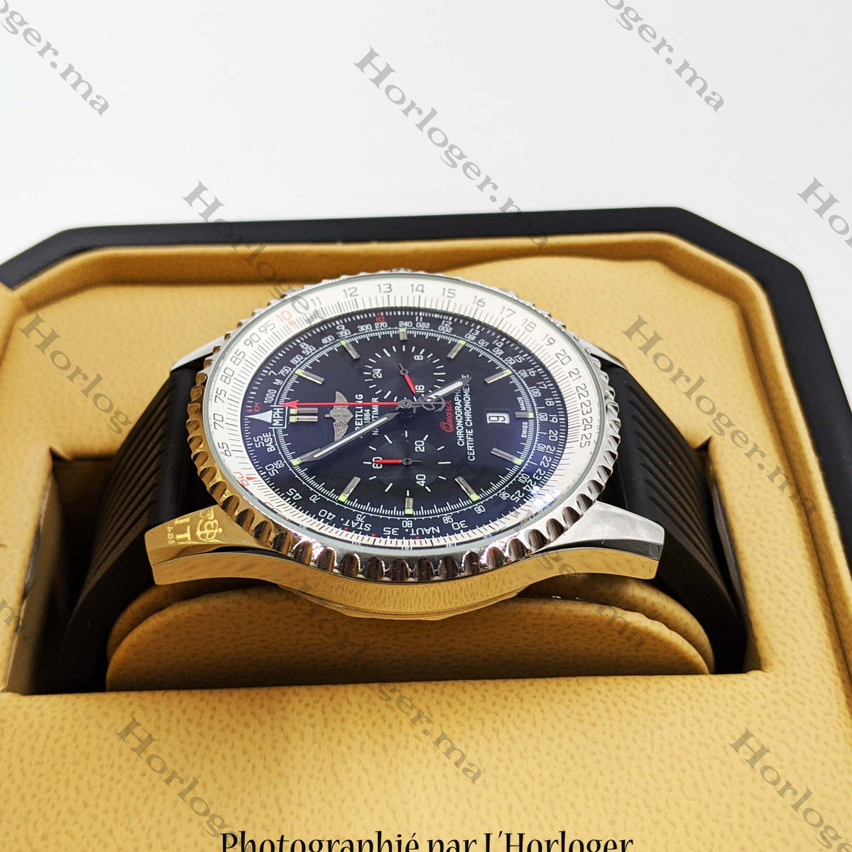 Ᏼrеіtlіnɡ Navitimer Black Rubber