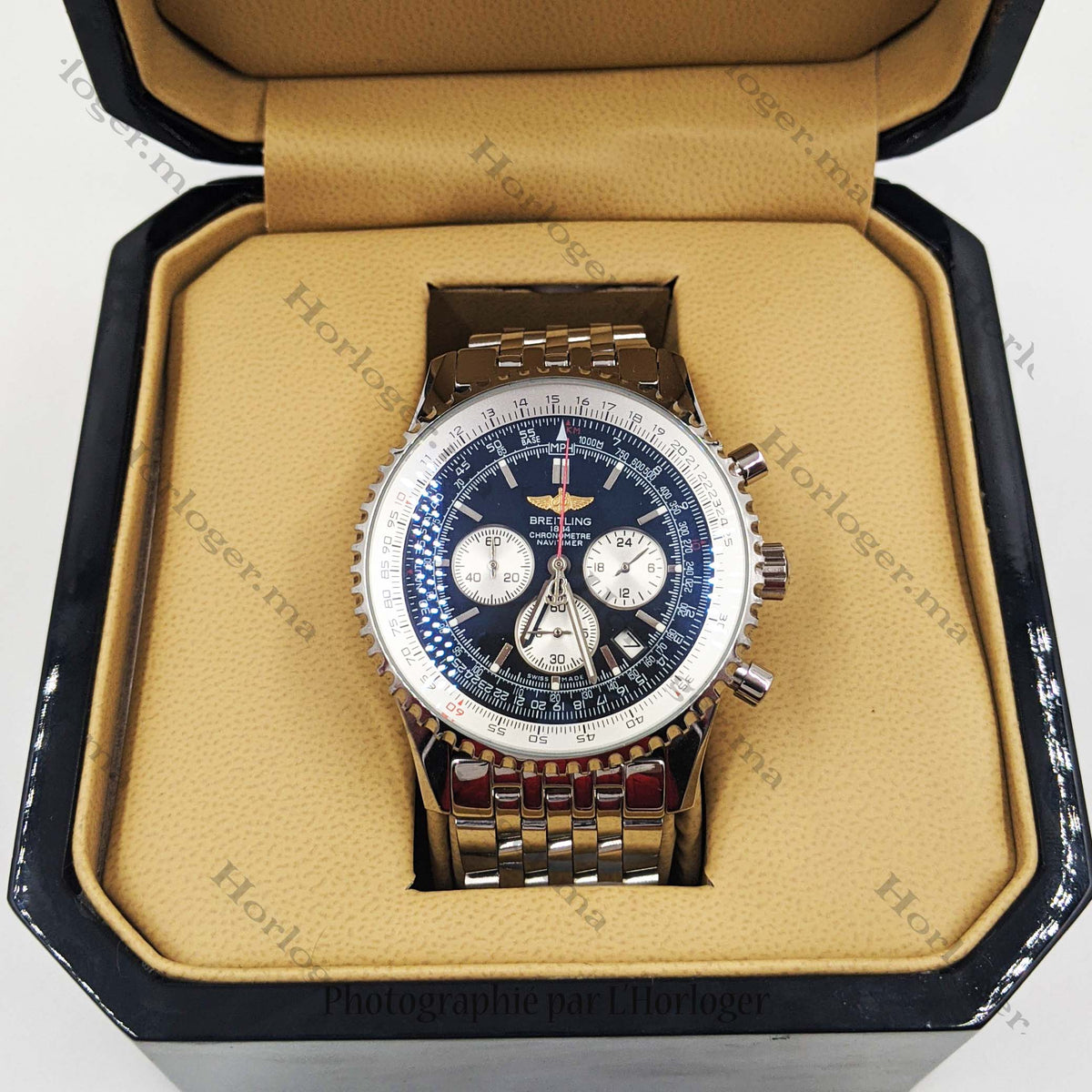 Ᏼrеіtlіnɡ Navitimer Silver Black Dial