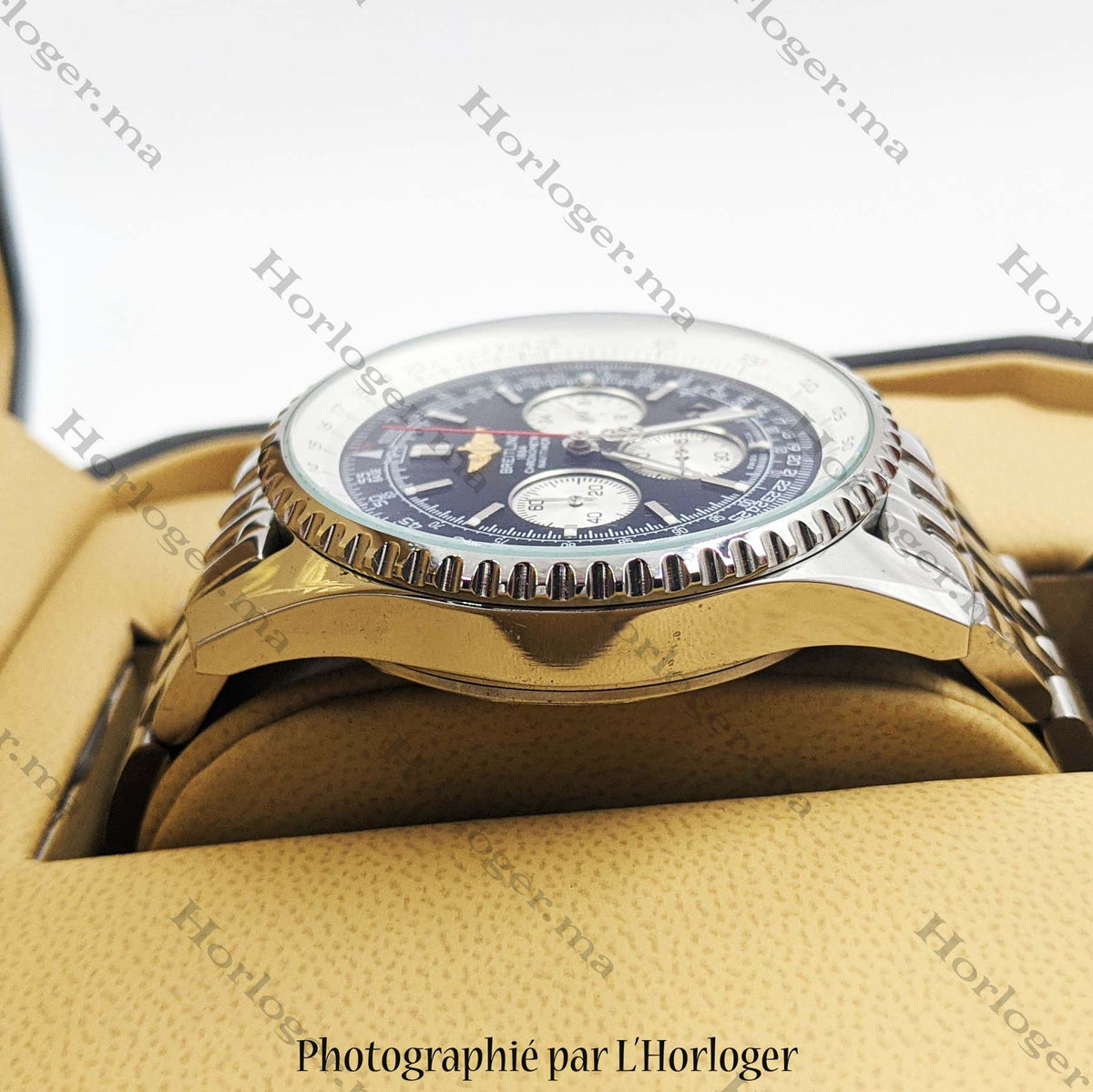 Ᏼrеіtlіnɡ Navitimer Silver Black Dial