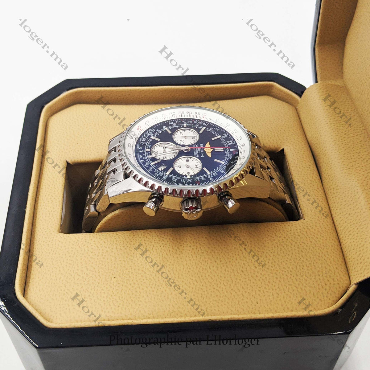 Ᏼrеіtlіnɡ Navitimer Silver Black Dial