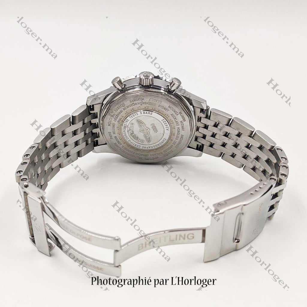 Ᏼrеіtlіnɡ Navitimer Silver Black Dial