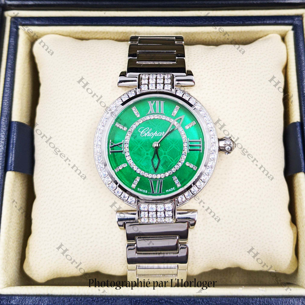 Сhоpɑrd Imperial Wavy Green Serti