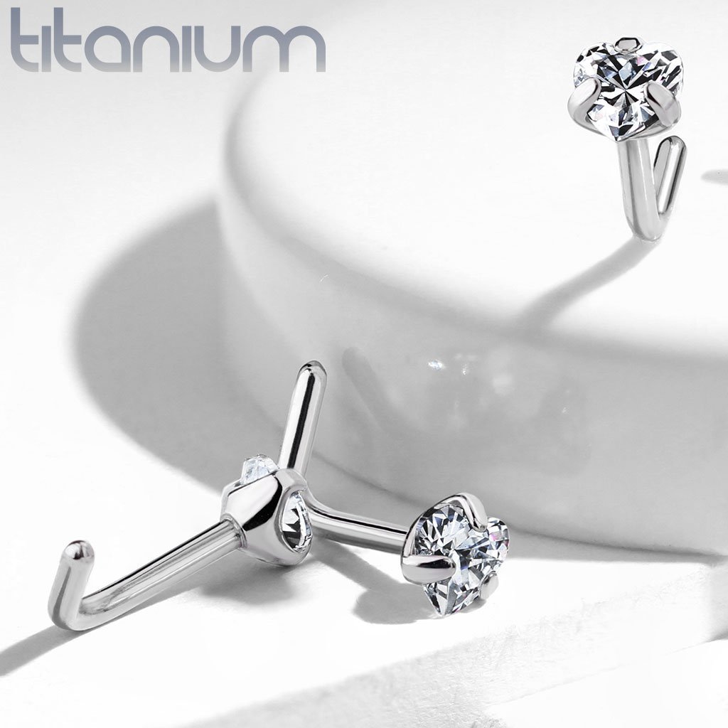 20 Gauge Titanium Prong Set Heart L Bend Nose Stud