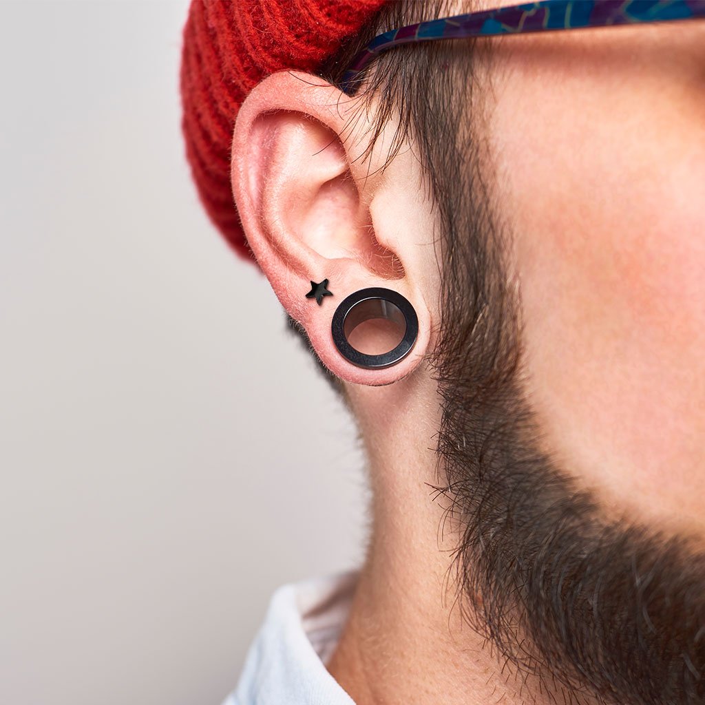 16 Gauge Star Top Cartilage / Tragus Stud
